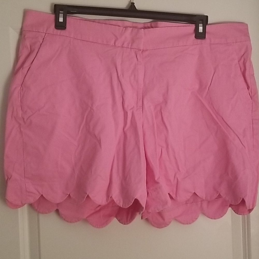 Pink scalloped shorts